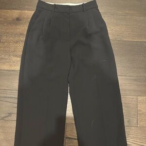 Aritzia Black Ankle Pants